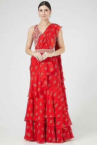 Red Printed Pre-Stitched Saree Set by Sana Barreja