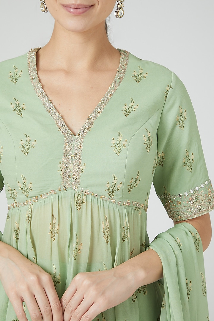 Mint Green Georgette Printed Wedding Lehenga Set by Sana Barreja at Pernia's Pop Up Shop