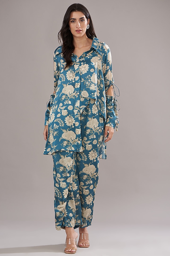 Teal Modal Silk Floral Printed Kurta Set by Sana Barreja at Pernia's Pop Up Shop