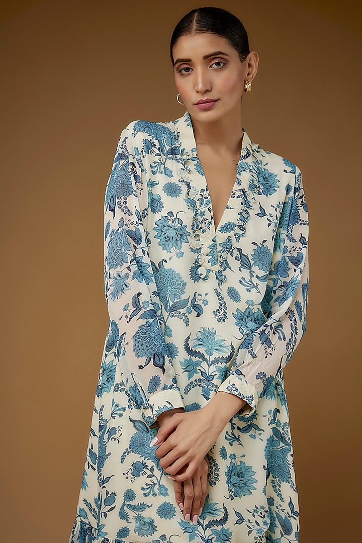 Ivory & Blue Georgette Floral Printed Kurta Set by Sana Barreja at Pernia's Pop Up Shop