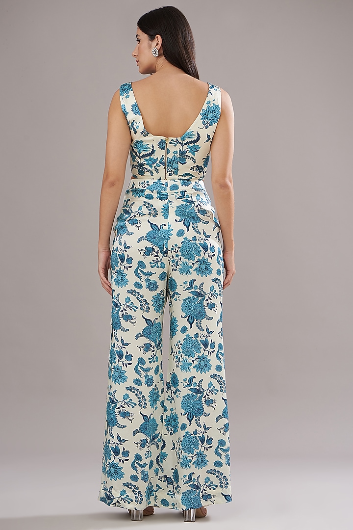 Ivory Modal Printed Cape Set by Sana Barreja at Pernia's Pop Up Shop