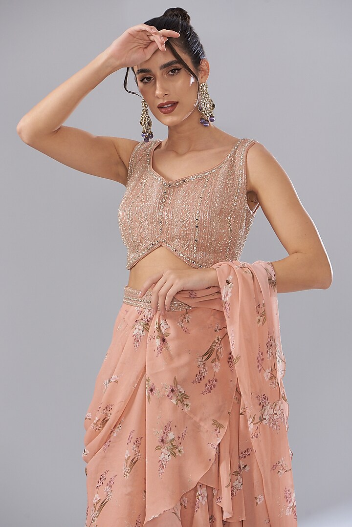 Peach Georgette Paisley Printed Wedding Saree Set by Sana Barreja at Pernia's Pop Up Shop