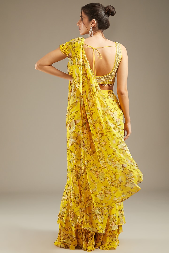 Yellow Georgette Paisley Printed Wedding Saree Set by Sana Barreja at Pernia's Pop Up Shop