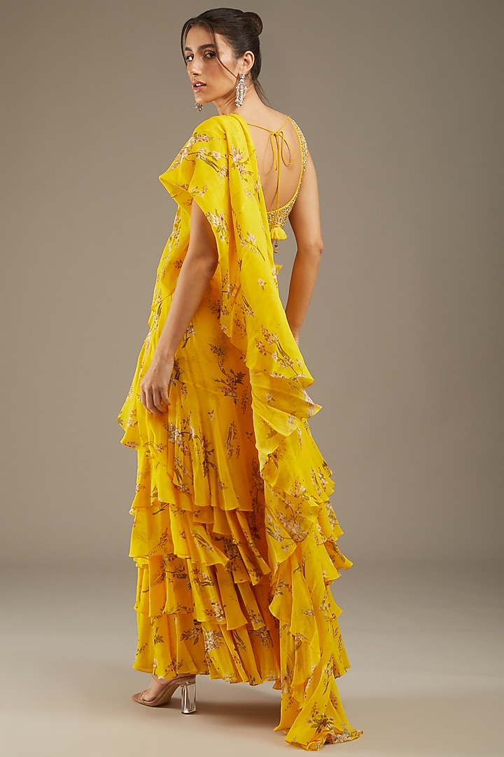 Yellow Georgette Paisley Printed Wedding Saree Set by Sana Barreja at Pernia's Pop Up Shop