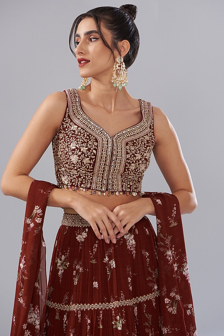 Red Georgette Printed Wedding Lehenga Set by Sana Barreja at Pernia's Pop Up Shop