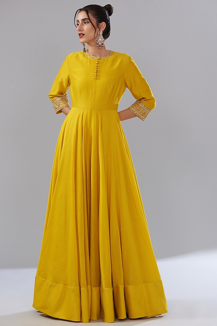 Yellow Pure Chanderi Silk Embroidered Wedding Anarkali Set by Sana Barreja at Pernia's Pop Up Shop