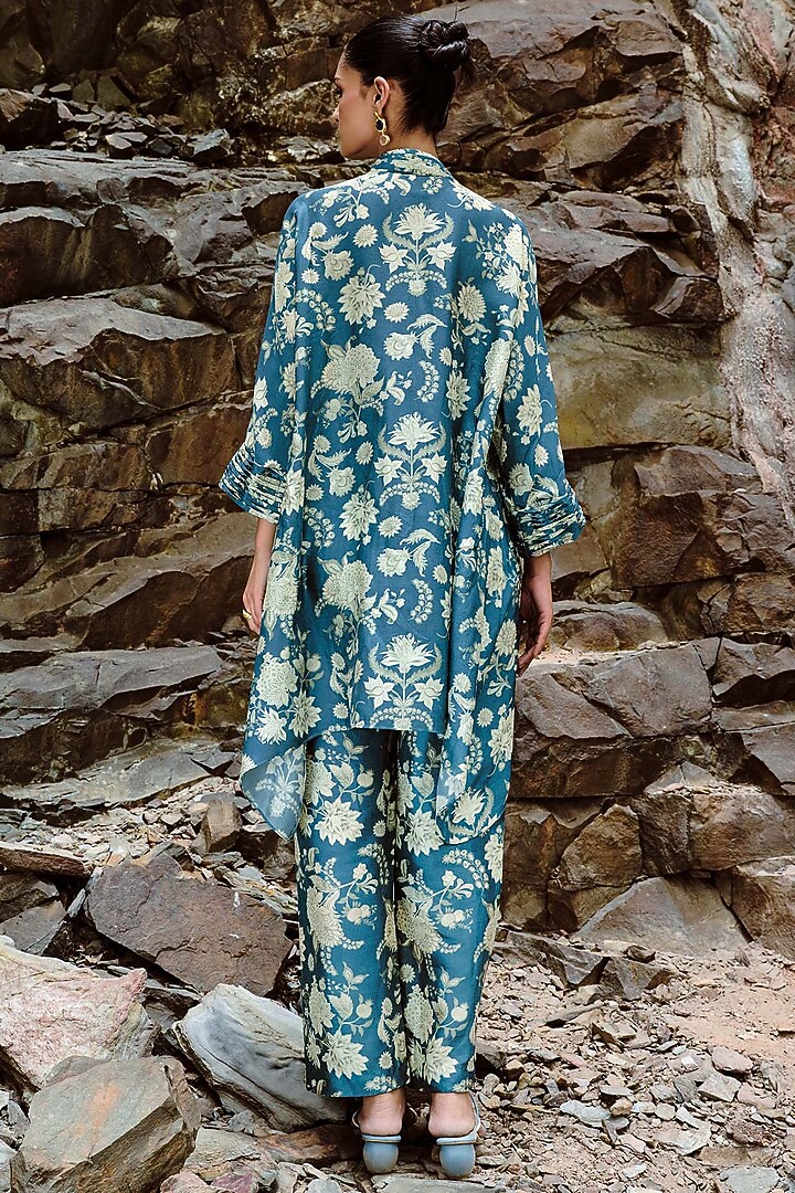 Teal & Ivory Bemberg Silk Kaftan Kurta Set by Sana Barreja at Pernia's Pop Up Shop