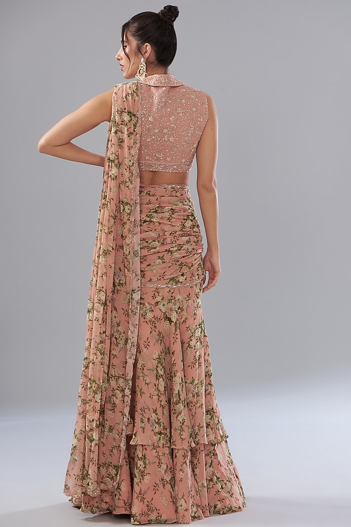 Peach Georgette Paisley Printed & Embroidered Wedding Saree Set by Sana Barreja at Pernia's Pop Up Shop