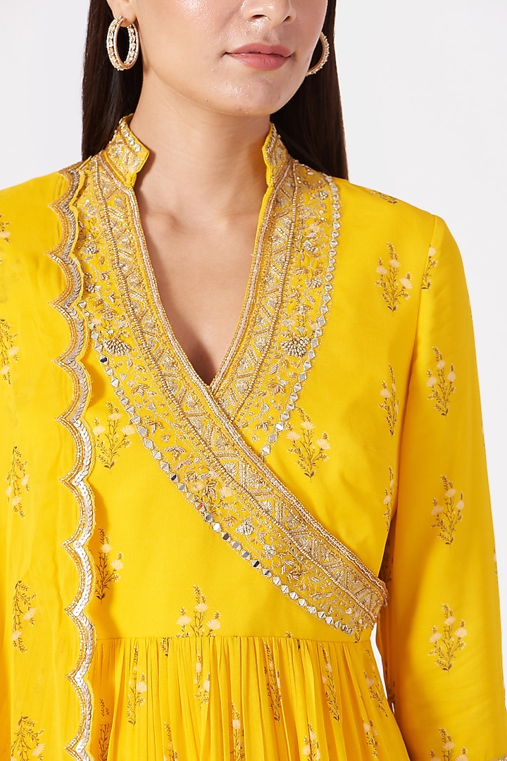 Yellow Hand Embroidered Wedding Lehenga Set by Sana Barreja at Pernia's Pop Up Shop