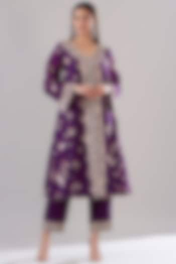 Purple Chanderi Silk Printed & Embroidered Kurta Set by Sana Barreja at Pernia's Pop Up Shop