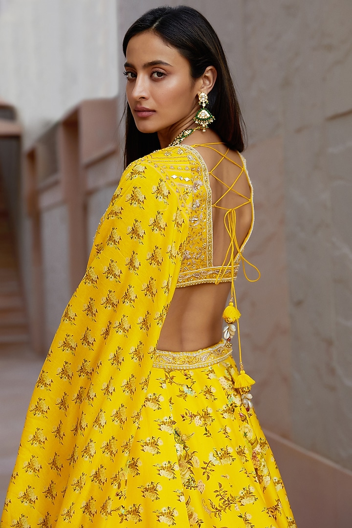 Yellow Printed Wedding Lehenga Set by Sana Barreja at Pernia's Pop Up Shop
