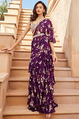Purple Printed Saree Set With Belt by Sana Barreja