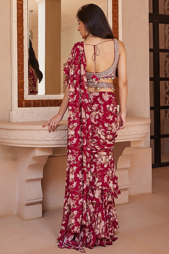 Fuchsia Printed Wedding Saree Set With Belt by Sana Barreja at Pernia's Pop Up Shop