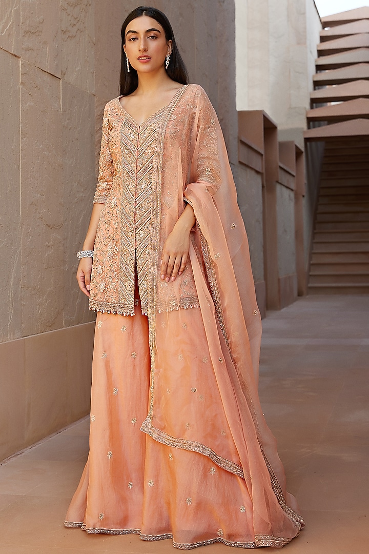 Peach Net Gharara Set by Sana Barreja at Pernia's Pop Up Shop