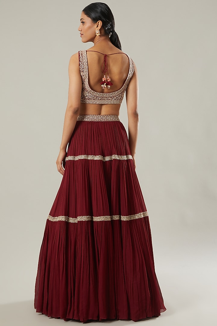 Red Printed Wedding Lehenga Set by Sana Barreja at Pernia's Pop Up Shop
