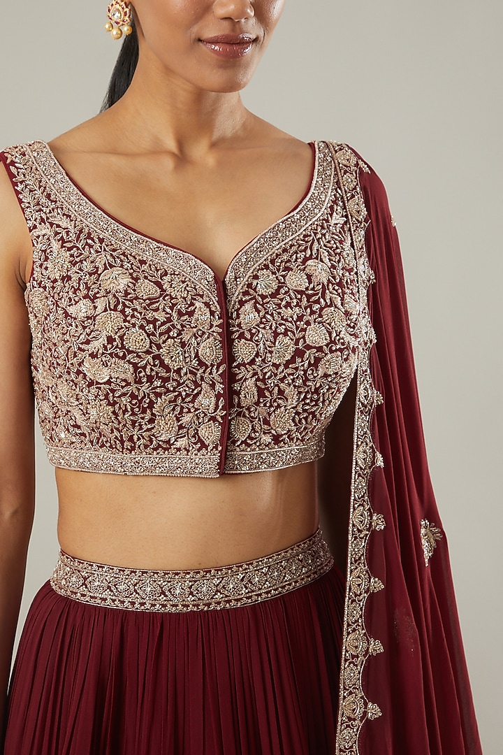 Red Printed Wedding Lehenga Set by Sana Barreja at Pernia's Pop Up Shop