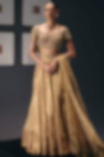 Golden Pure Zari Tissue Organza Wedding Lehenga Set by Sana Barreja at Pernia's Pop Up Shop