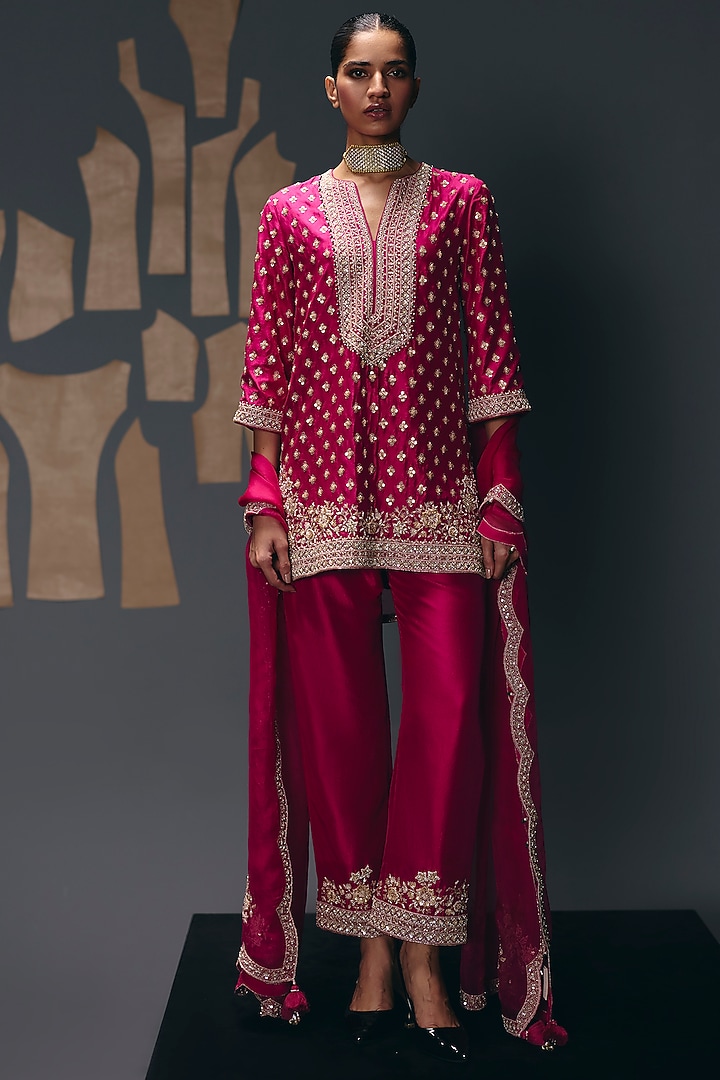 Fuchsia Pink Pure Dupion Zari Embroidered Kurta Set by Sana Barreja at Pernia's Pop Up Shop