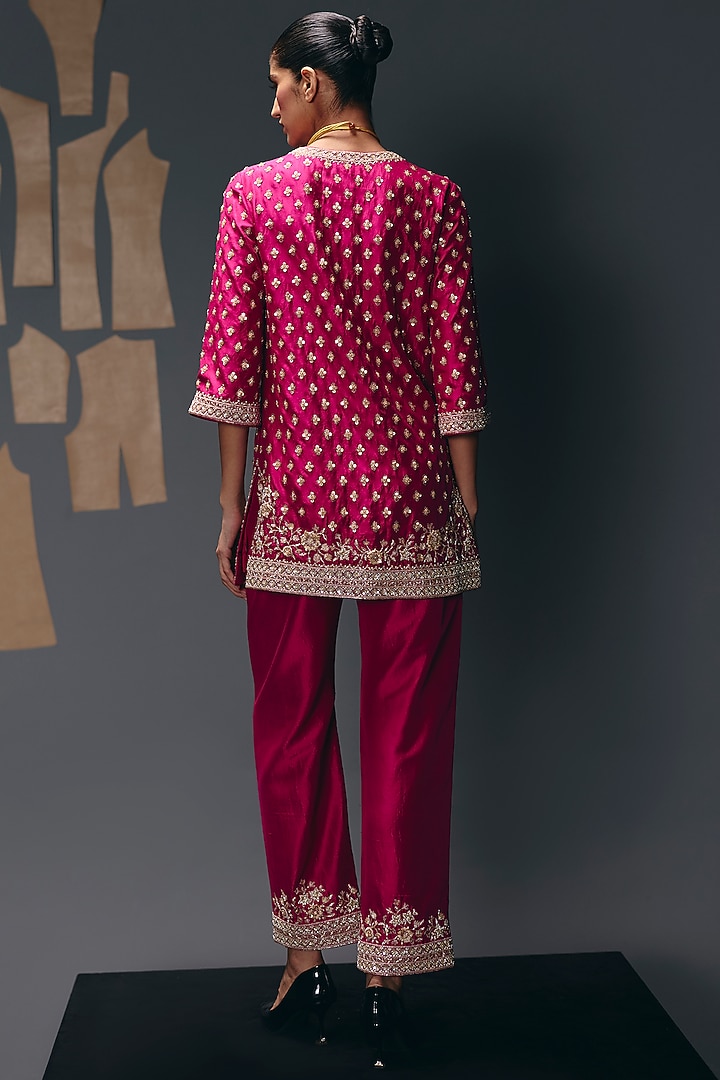 Fuchsia Pink Pure Dupion Zari Embroidered Kurta Set by Sana Barreja at Pernia's Pop Up Shop