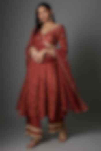 Brown Dola Silk Hand Embroidered Wedding Anarkali Set by Saangi at Pernia's Pop Up Shop