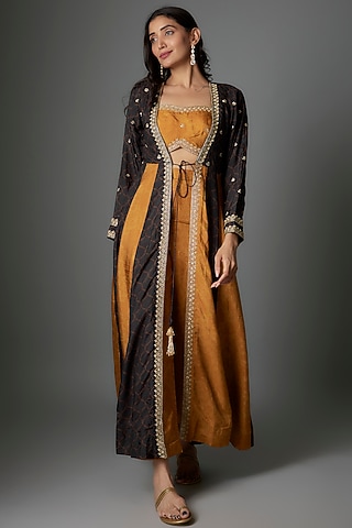 Mustard & Black Dola Silk Hand Embroidered Shrug Set by Saangi