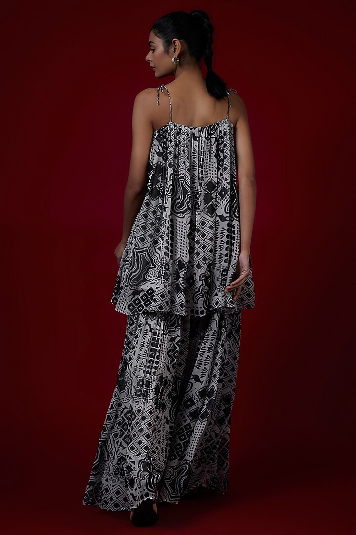 Black & White Georgette Abstract Printed Flared Co-Ord Set by Saangi at Pernia's Pop Up Shop