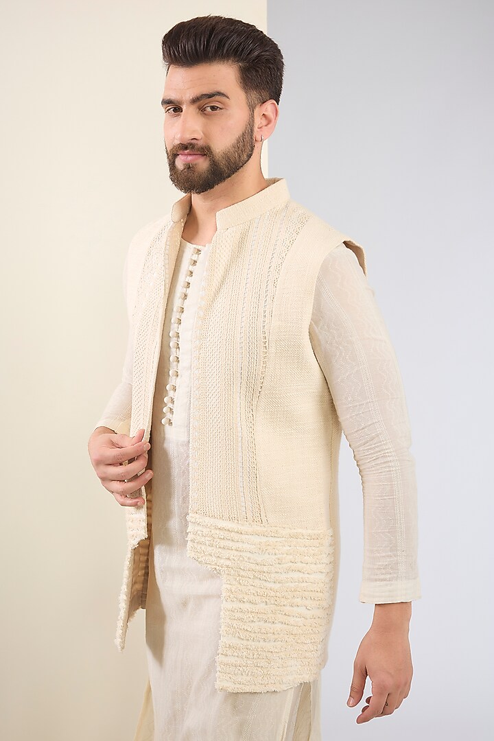 Ivory Cotton Textured Indo-Western Set by SANCHIT SHARMA at Pernia's Pop Up Shop