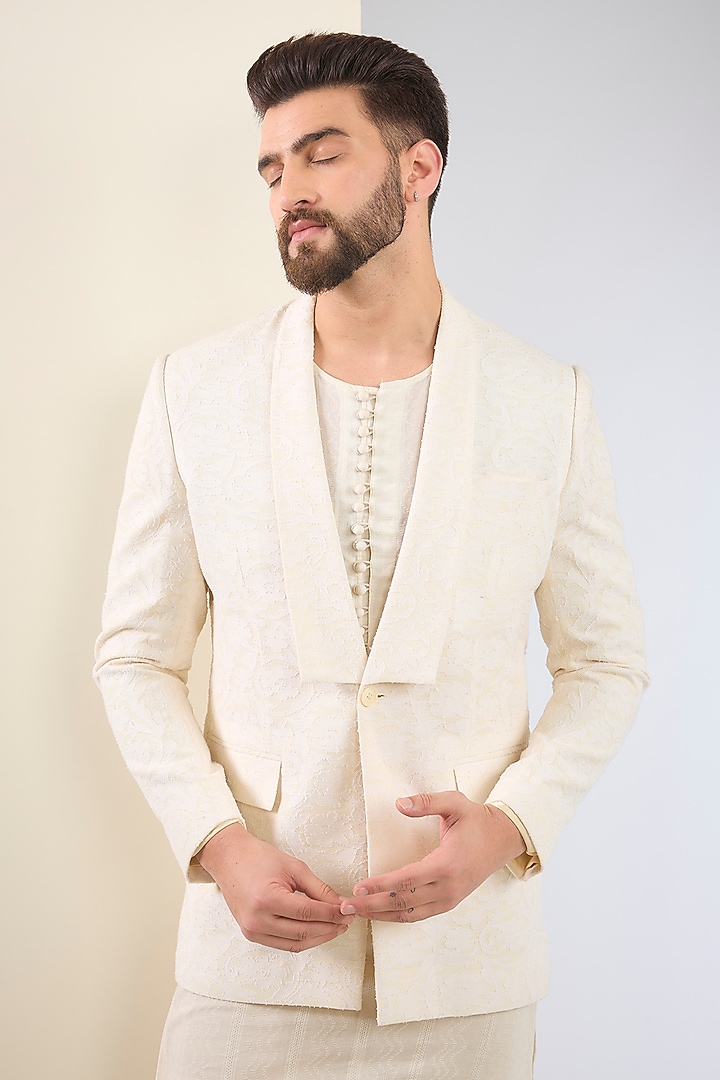 Ivory Cotton Textured Indo-Western Set by SANCHIT SHARMA at Pernia's Pop Up Shop