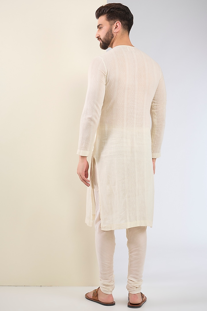 Ivory Cotton Textured Kurta Set by SANCHIT SHARMA at Pernia's Pop Up Shop