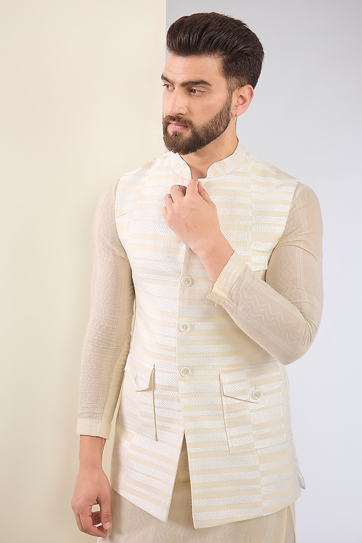 Ivory Cotton Textured Indo-Western Set by SANCHIT SHARMA at Pernia's Pop Up Shop