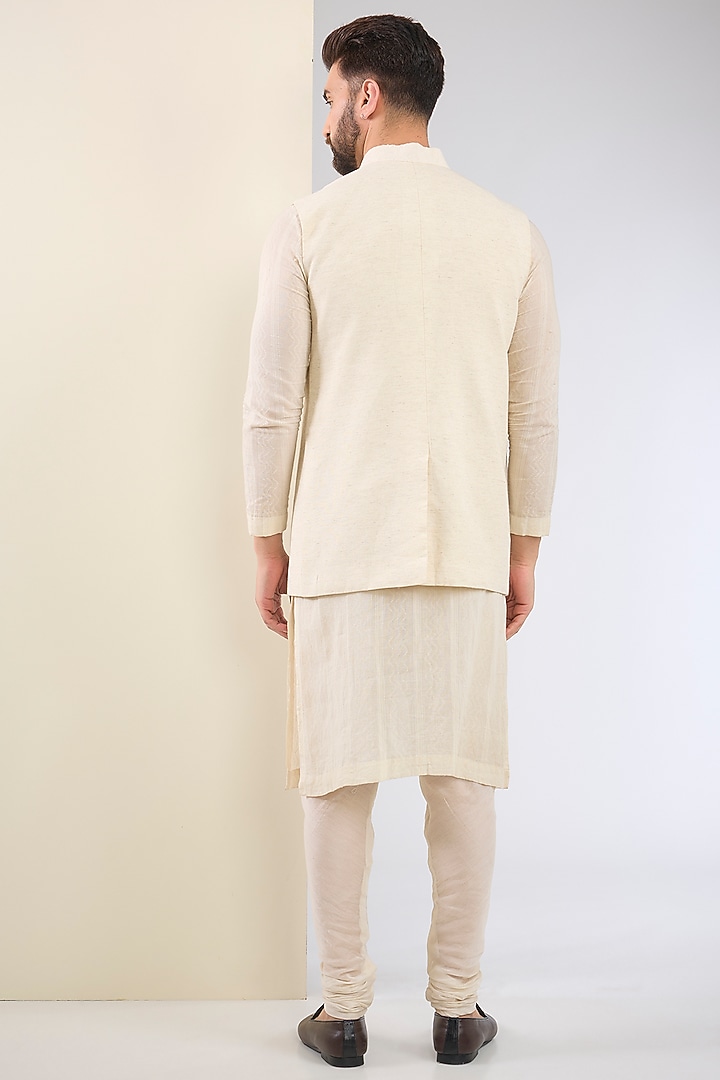 Ivory Cotton Textured Indo-Western Set by SANCHIT SHARMA at Pernia's Pop Up Shop
