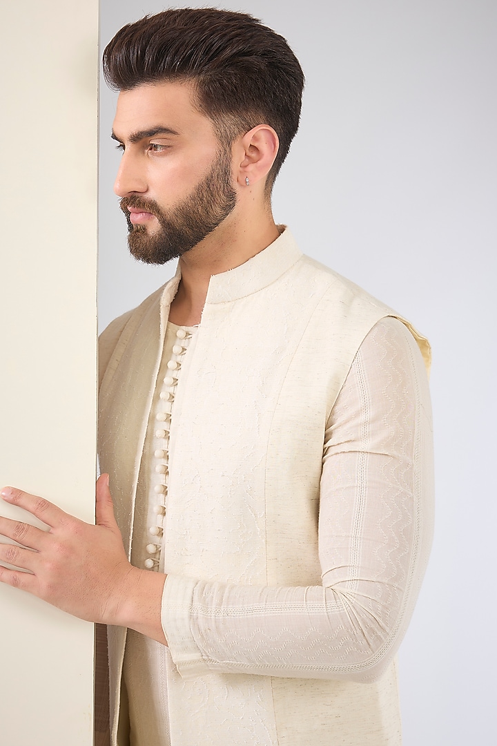 Ivory Cotton Textured Indo-Western Set by SANCHIT SHARMA at Pernia's Pop Up Shop