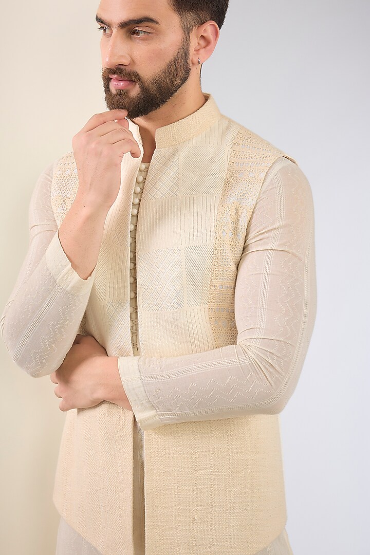 Ivory Cotton Textured Indo-Western Set by SANCHIT SHARMA at Pernia's Pop Up Shop