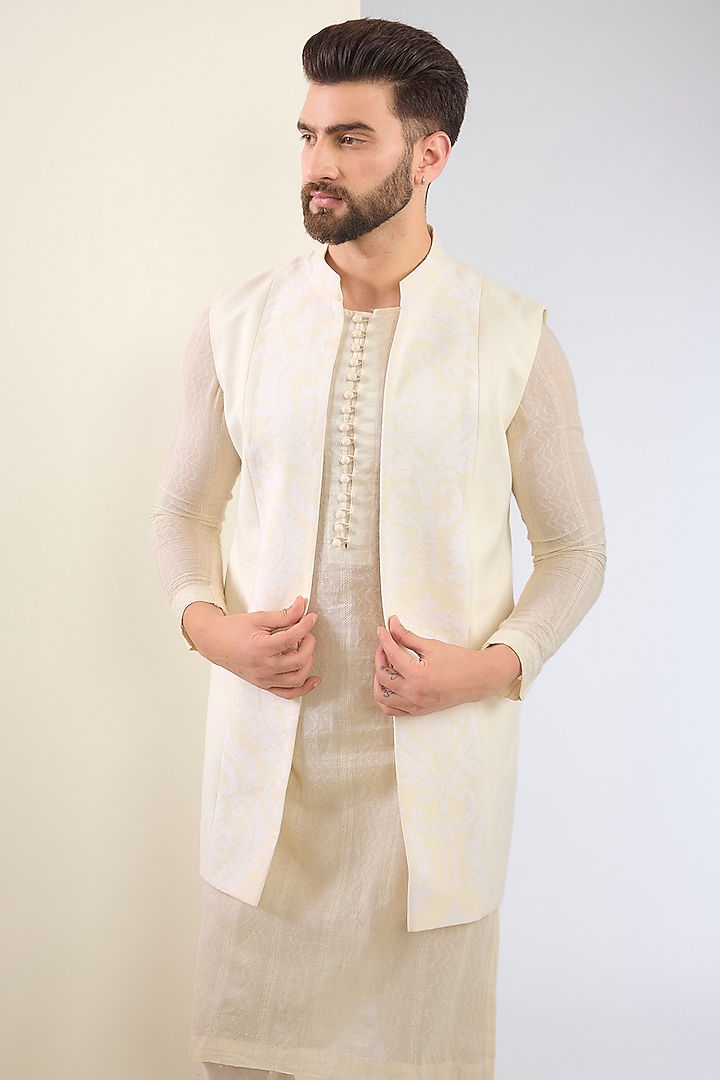 Ivory Cotton Textured Indo-Western Set by SANCHIT SHARMA at Pernia's Pop Up Shop