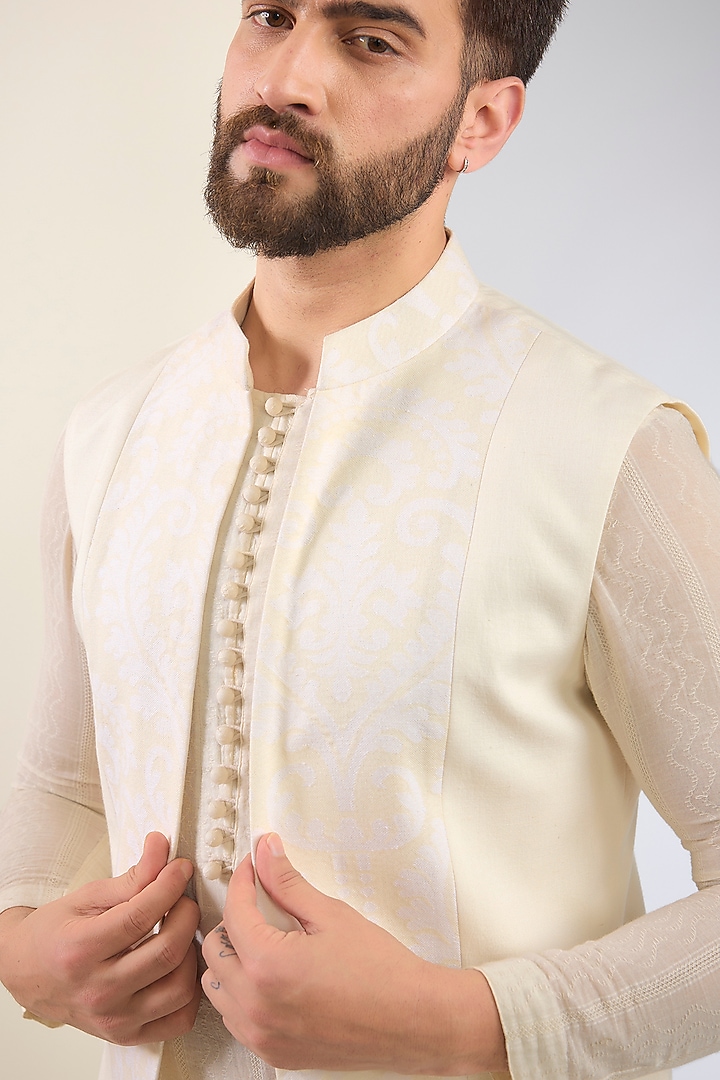 Ivory Cotton Textured Indo-Western Set by SANCHIT SHARMA at Pernia's Pop Up Shop