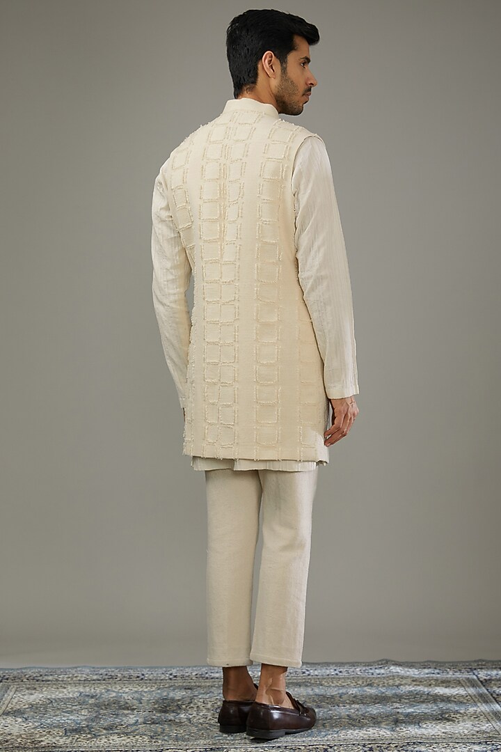 Ivory Cotton Khadi Textured Indo-Western Set by SANCHIT SHARMA at Pernia's Pop Up Shop