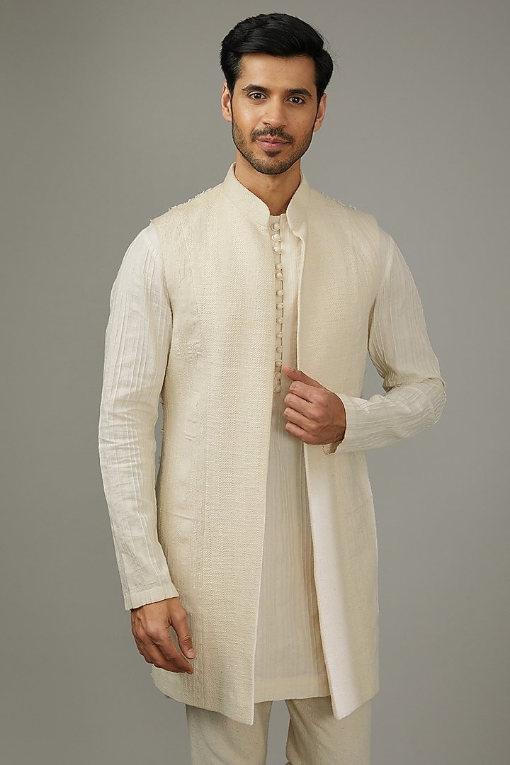 Ivory Cotton Khadi Textured Indo-Western Set by SANCHIT SHARMA at Pernia's Pop Up Shop
