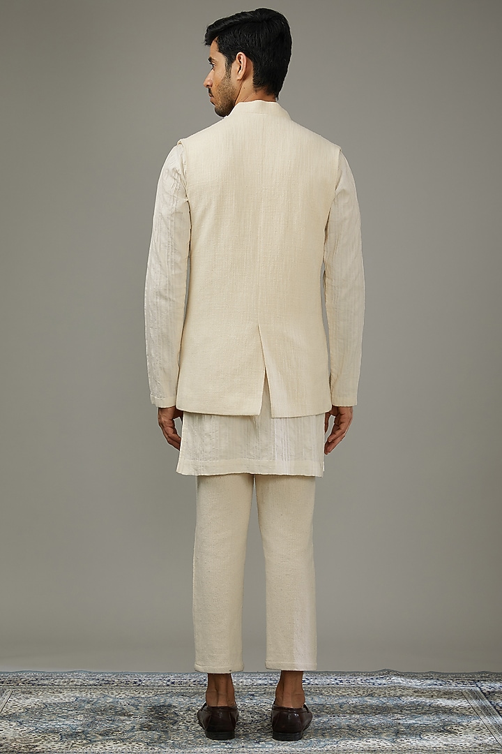 Ivory Cotton Khadi Textured Indo-Western Set by SANCHIT SHARMA at Pernia's Pop Up Shop