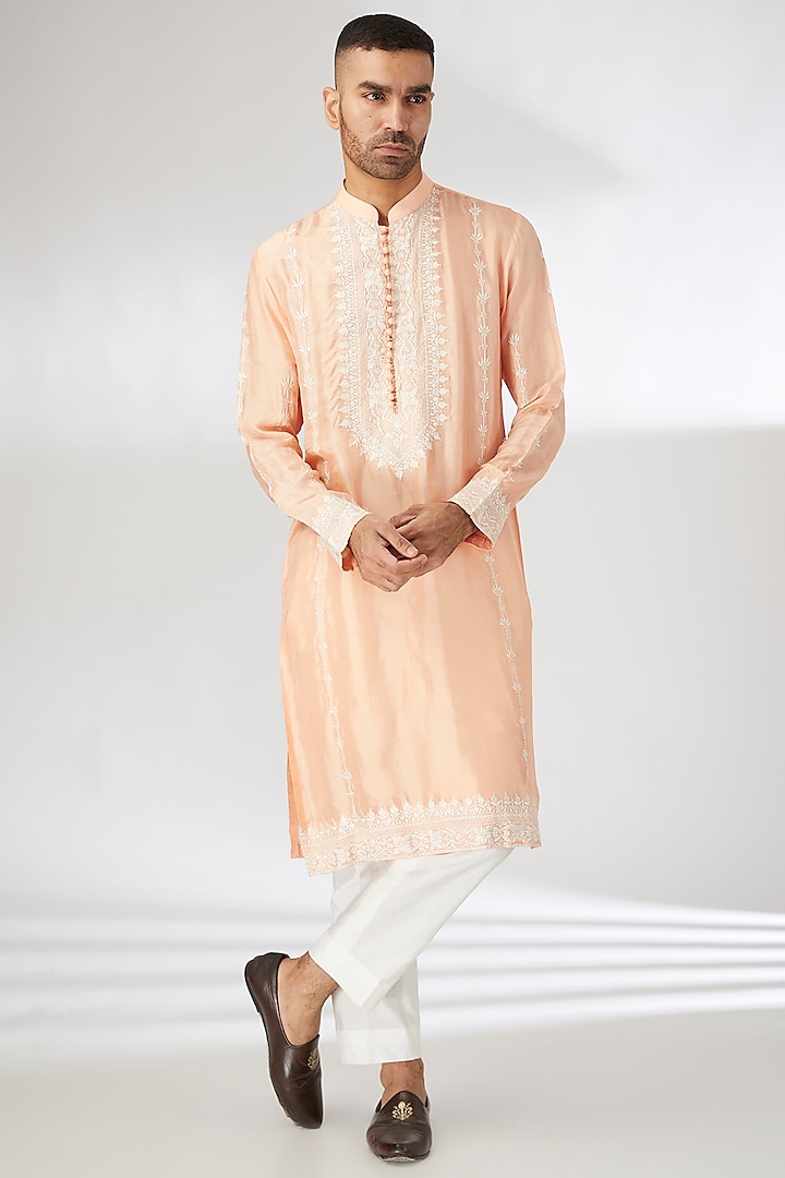 Peach Chanderi Thread Embroidered Kurta Set by SANCHIT SHARMA