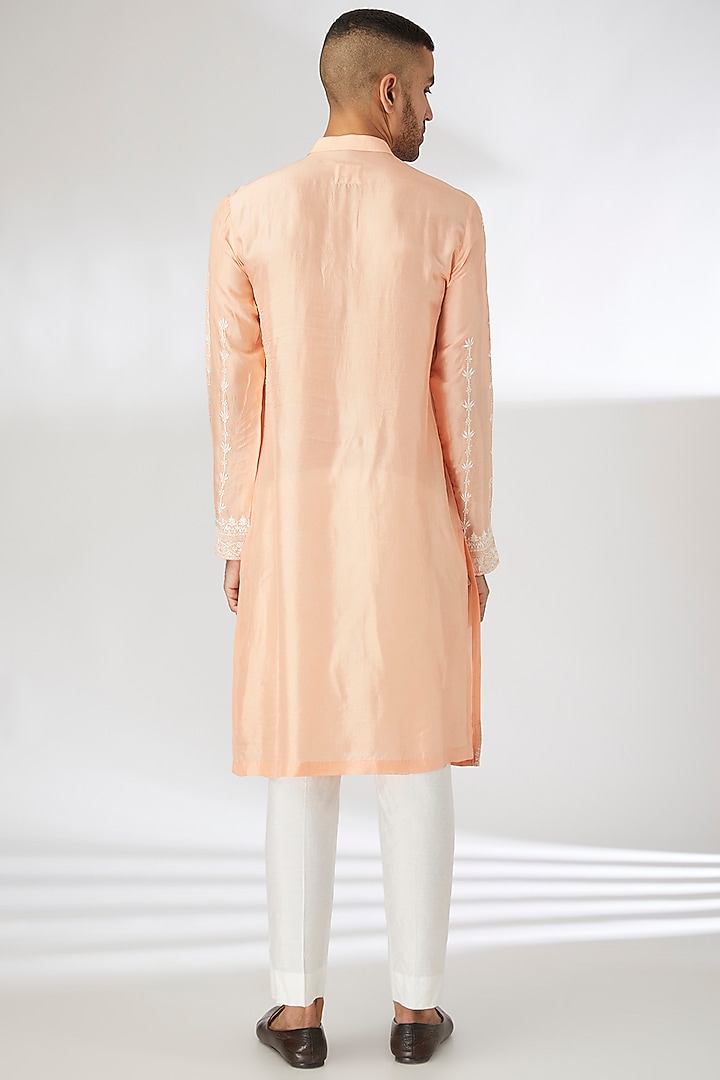 Peach Chanderi Thread Embroidered Kurta Set by SANCHIT SHARMA at Pernia's Pop Up Shop