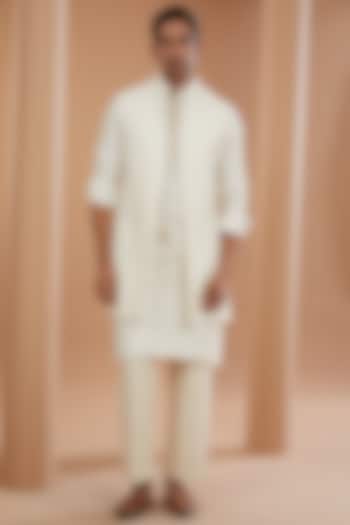 Ivory Khadi Chanderi Textured Indowestern Set by SANCHIT SHARMA