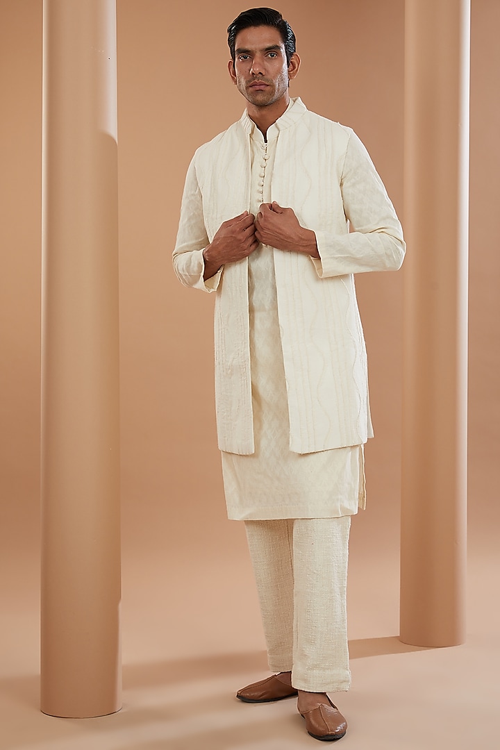 Ivory Khadi Chanderi Indowestern Set by SANCHIT SHARMA