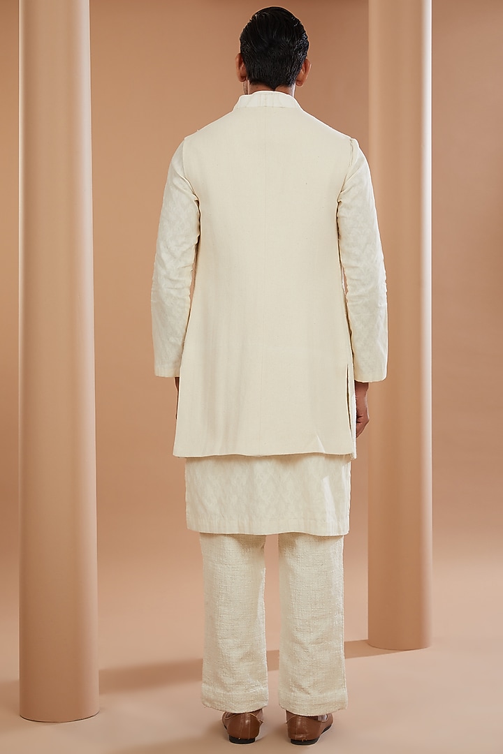 Ivory Khadi Chanderi Wedding Indowestern Set by SANCHIT SHARMA at Pernia's Pop Up Shop