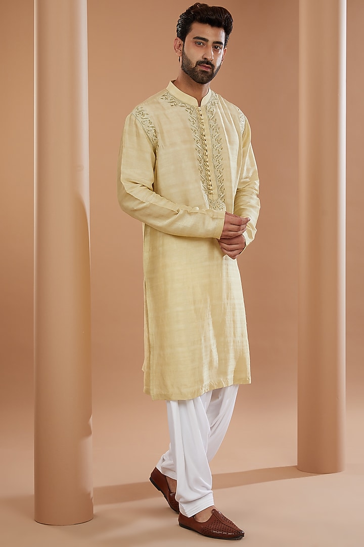 Green Silk Embroidered Kurta Set by SANCHIT SHARMA at Pernia's Pop Up Shop