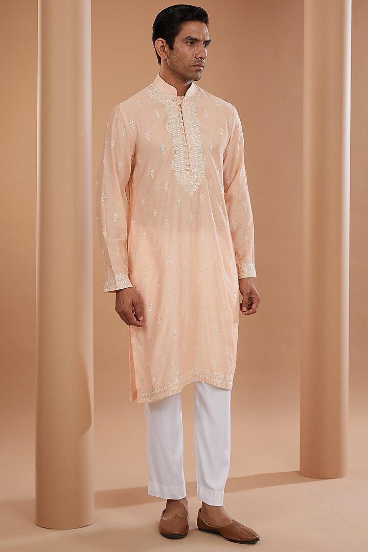 Peach Silk Thread Embroidered Kurta Set by SANCHIT SHARMA at Pernia's Pop Up Shop