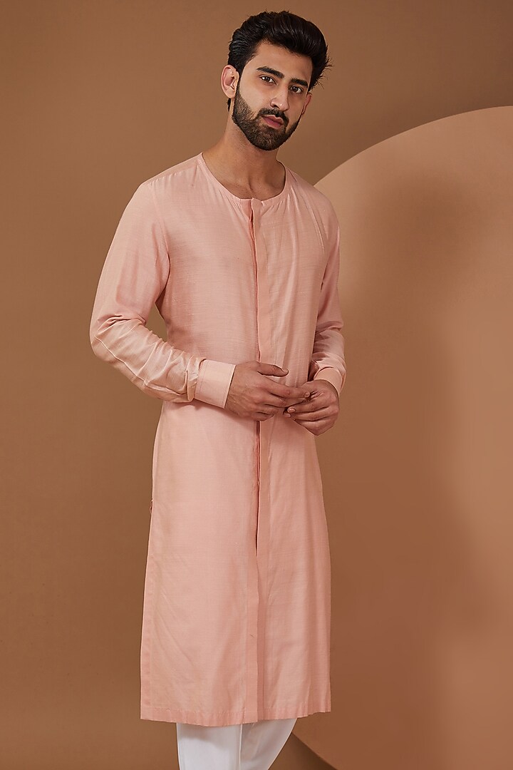 Peach Chanderi Silk Kurta Set by SANCHIT SHARMA at Pernia's Pop Up Shop