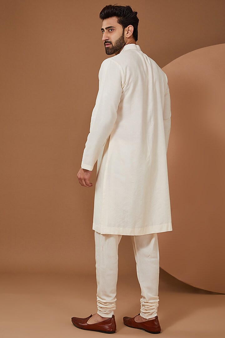 Ivory Chanderi Silk Kurta Set by SANCHIT SHARMA at Pernia's Pop Up Shop