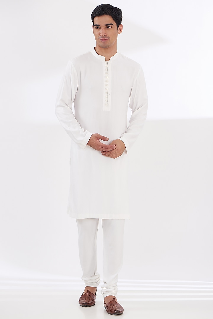 White Chanderi Silk Kurta Set by SANCHIT SHARMA
