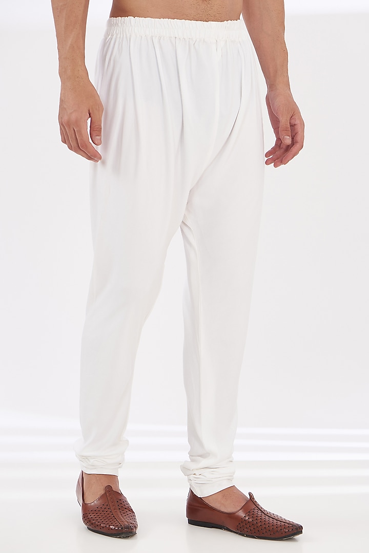 White Chanderi Silk Kurta Set by SANCHIT SHARMA at Pernia's Pop Up Shop