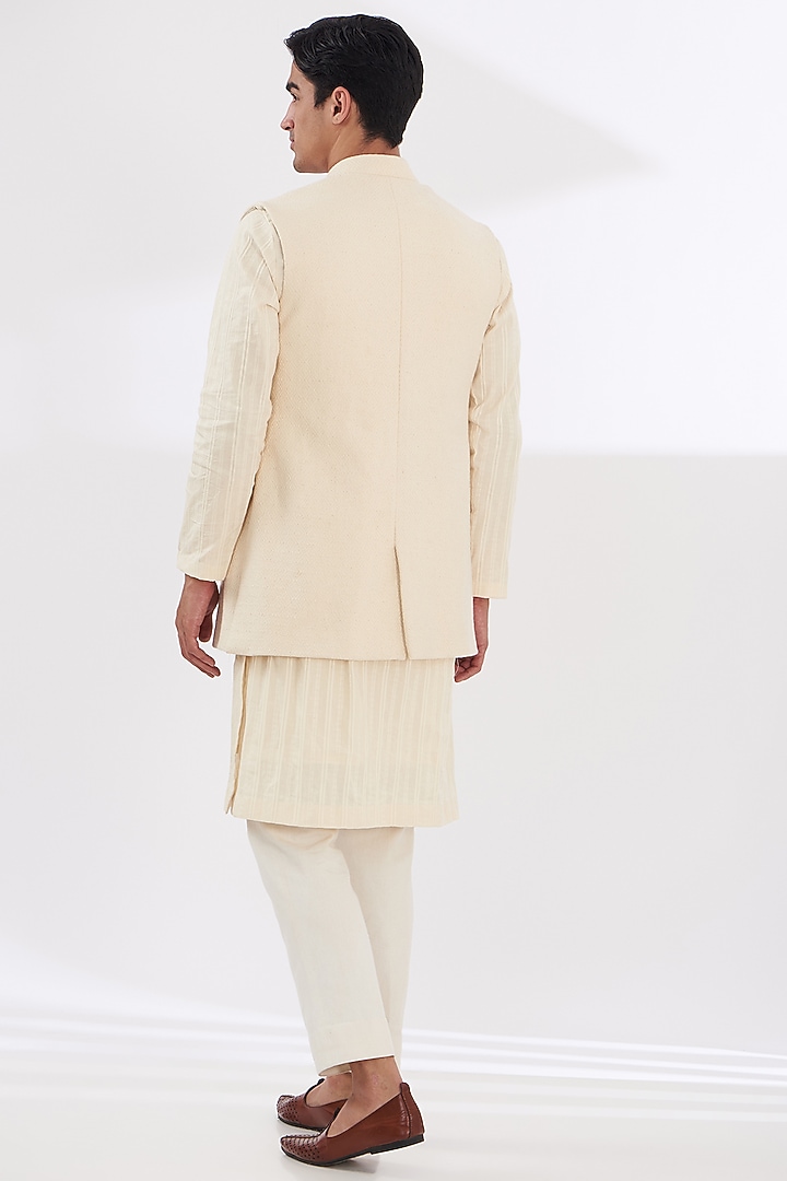 Ivory Khadi Chanderi Wedding Indowestern Set by SANCHIT SHARMA at Pernia's Pop Up Shop